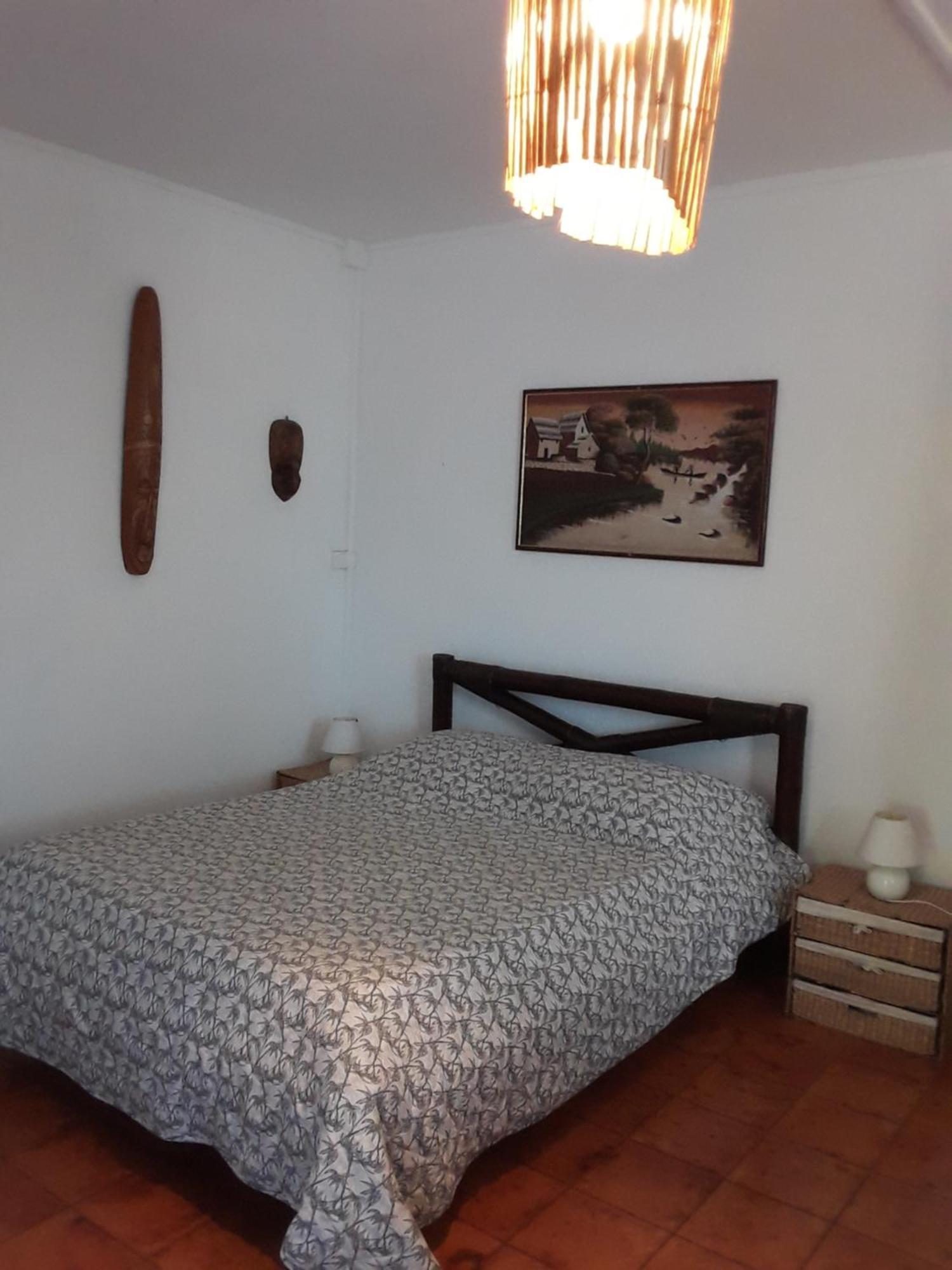 Le Tulear - Aux 4 Coins Du Monde Hotel Saint Pierre Quarto foto